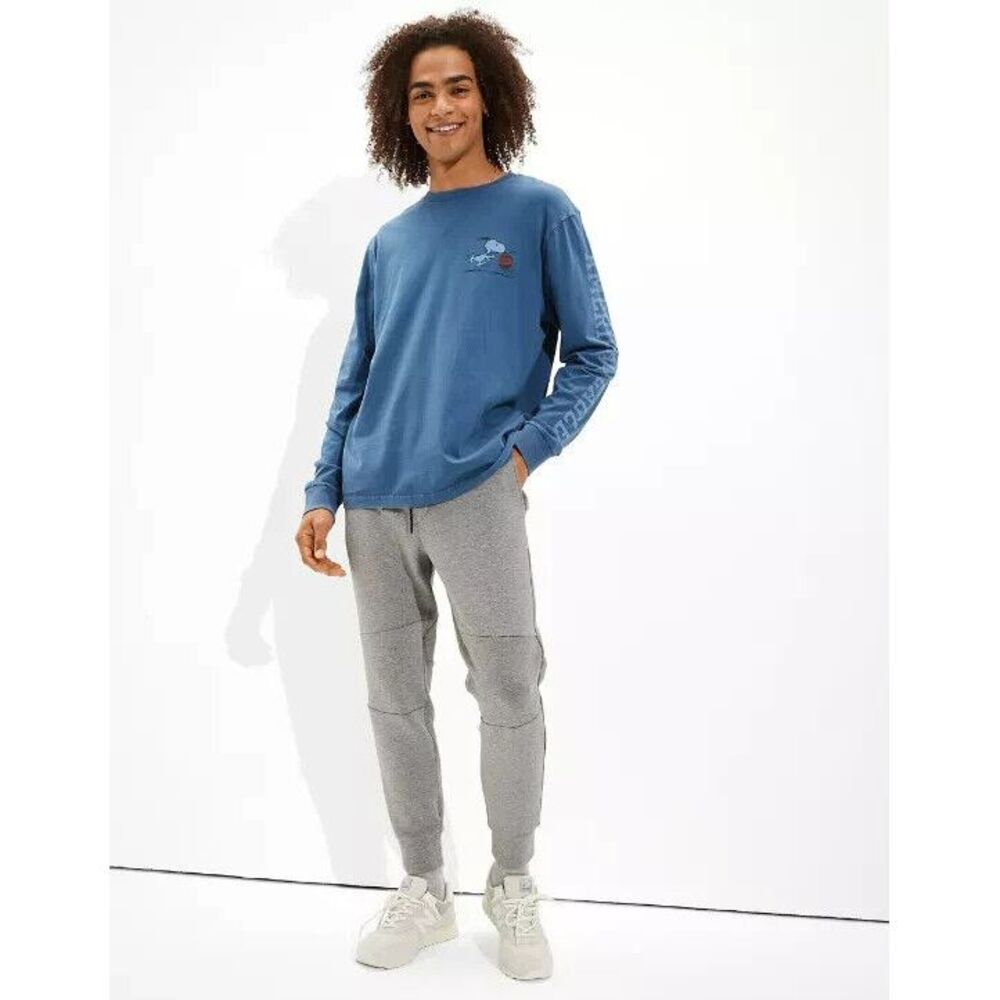AE x Peanuts Snoppy Basketball Graphic Blue‎ Long Sleeve T-Shirt Size Small